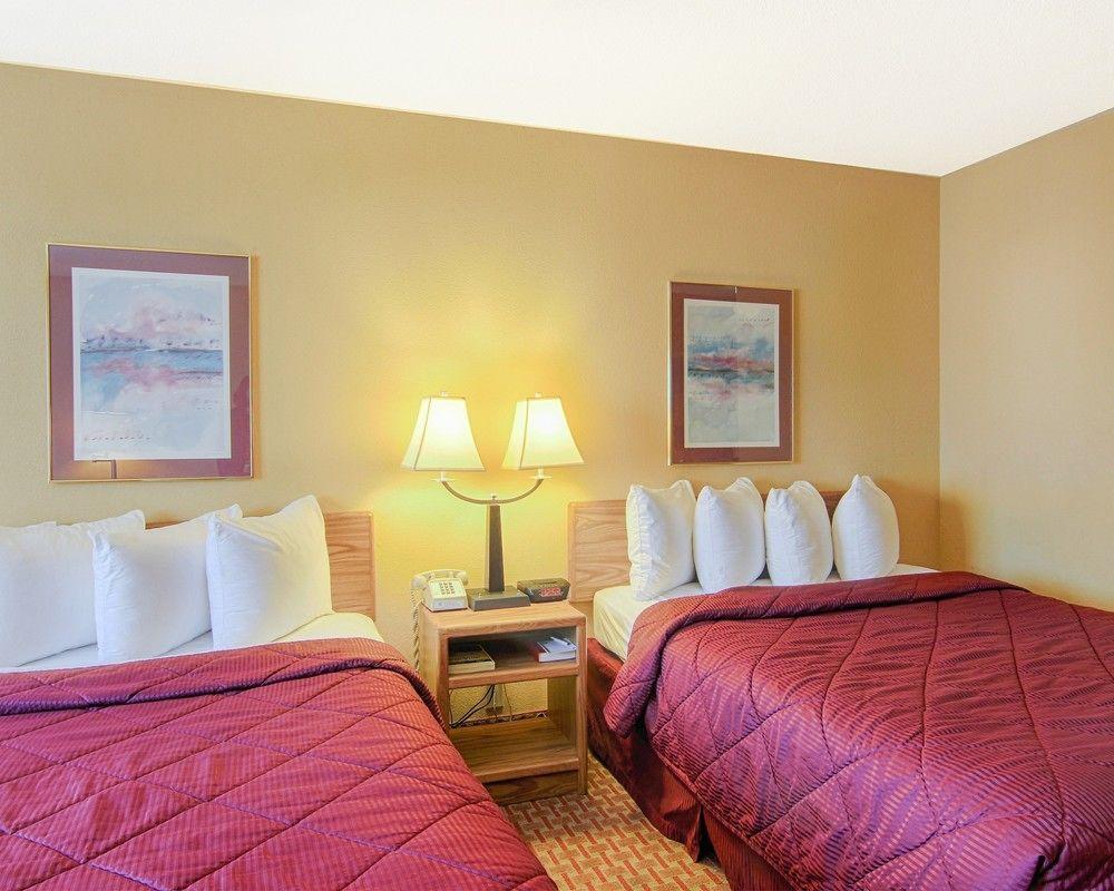 Quality Inn&Suites Wisconsin Dells Esterno foto
