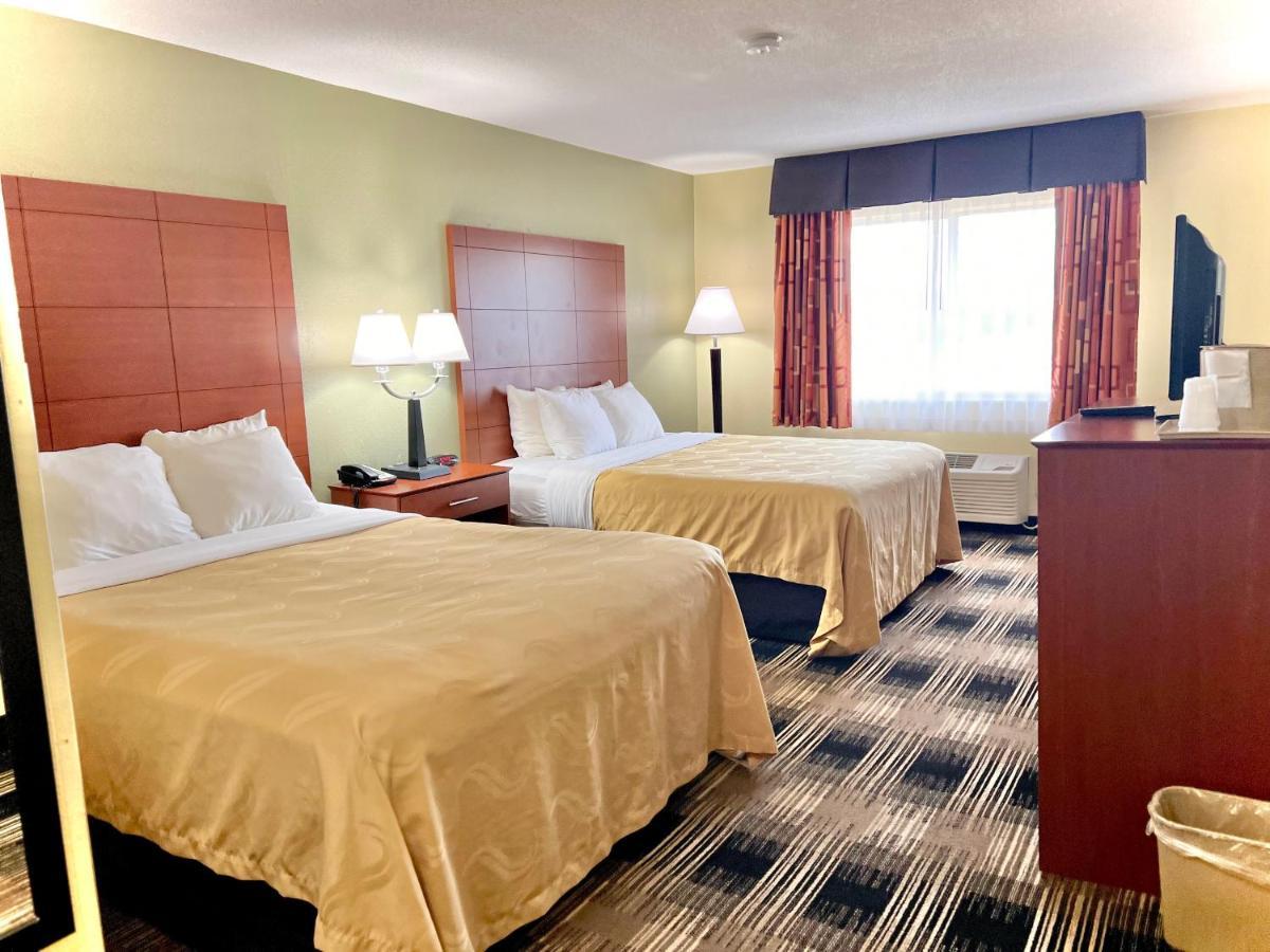Quality Inn&Suites Wisconsin Dells Esterno foto