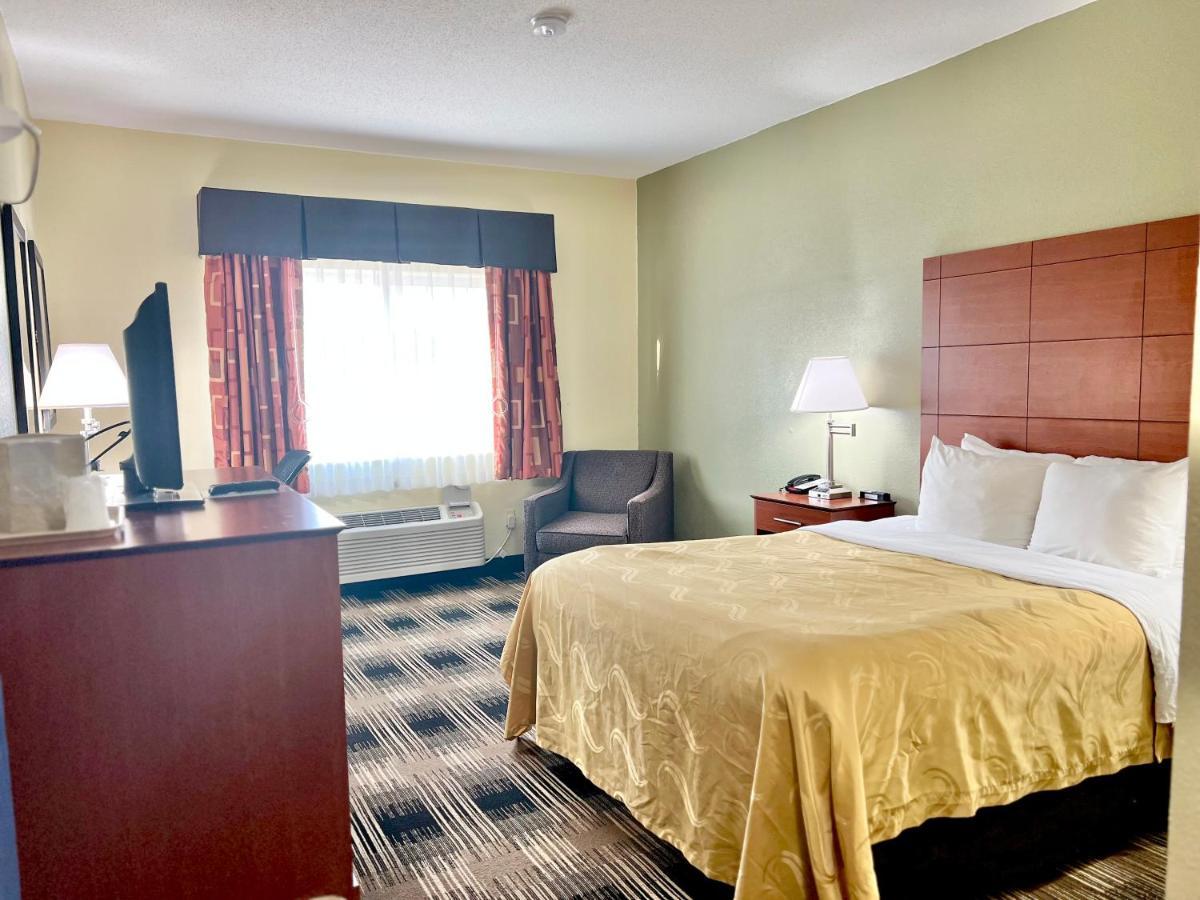 Quality Inn&Suites Wisconsin Dells Esterno foto