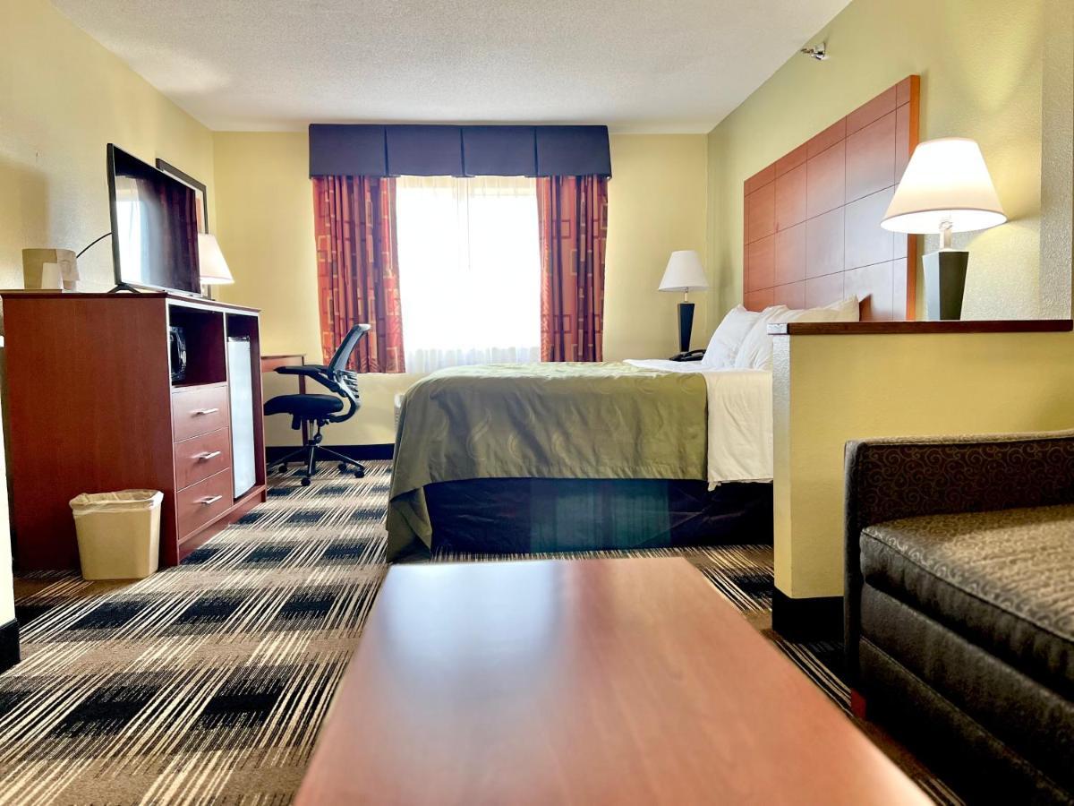 Quality Inn&Suites Wisconsin Dells Esterno foto