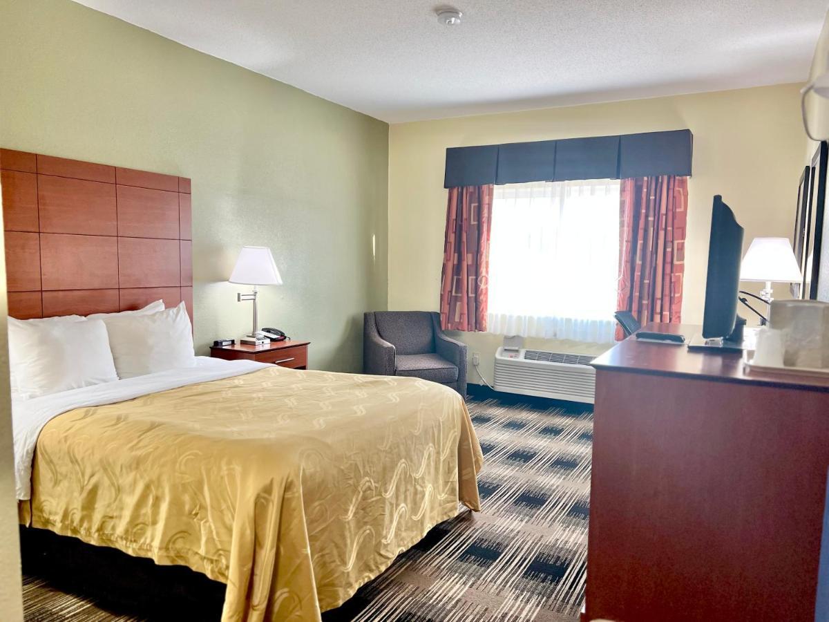 Quality Inn&Suites Wisconsin Dells Esterno foto