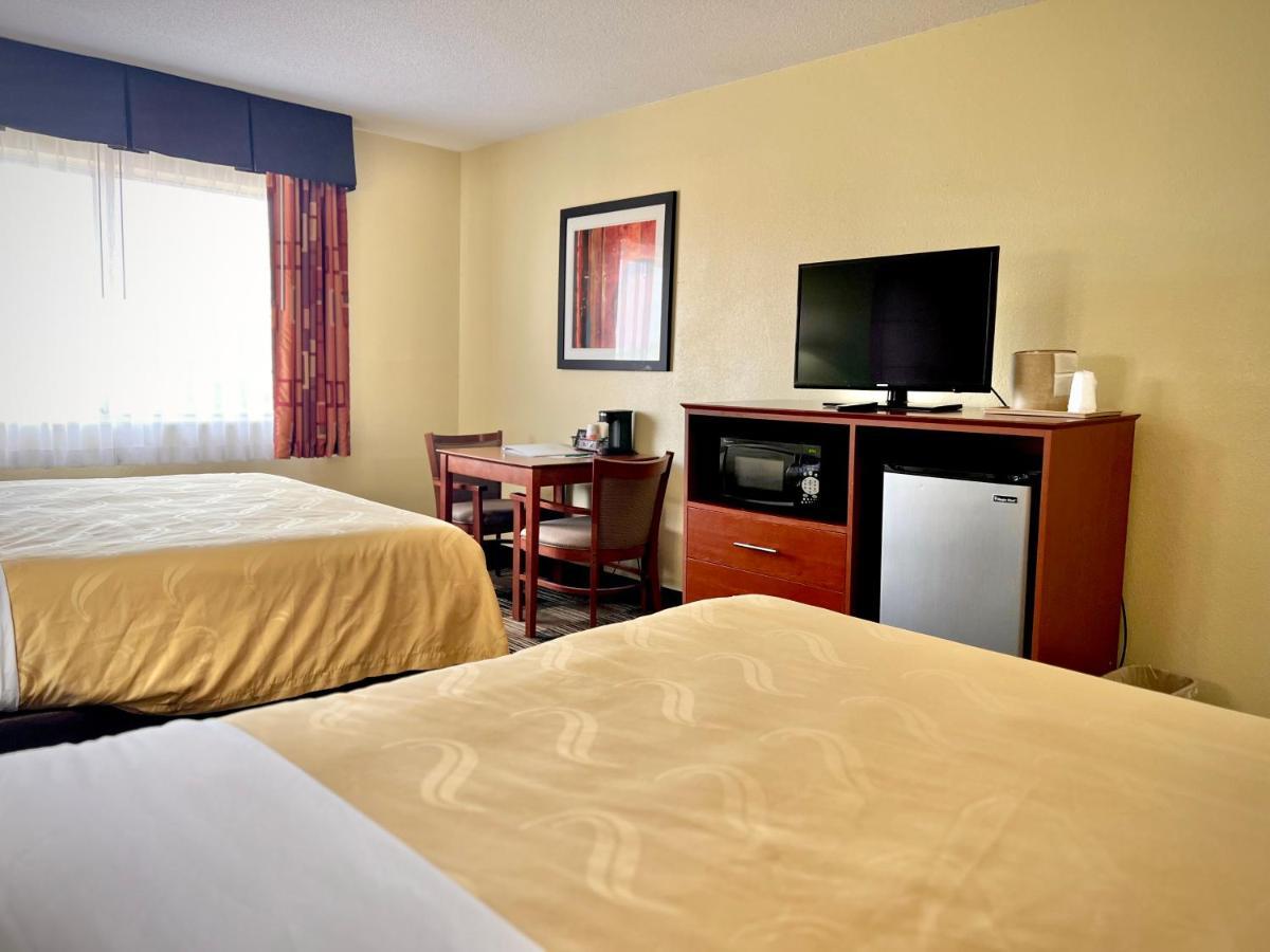 Quality Inn&Suites Wisconsin Dells Esterno foto