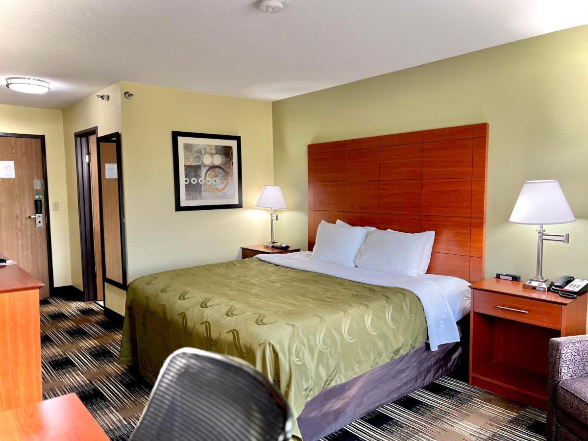 Quality Inn&Suites Wisconsin Dells Esterno foto