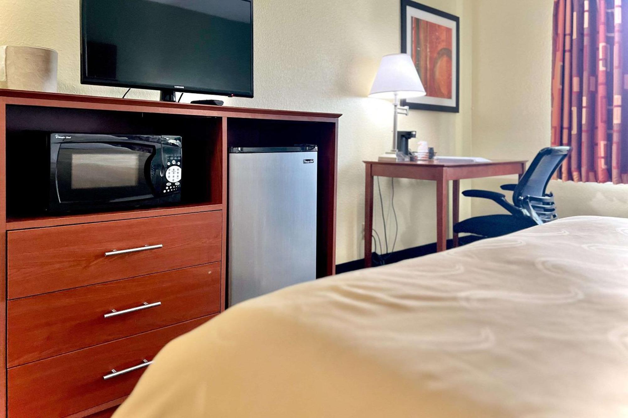 Quality Inn&Suites Wisconsin Dells Esterno foto