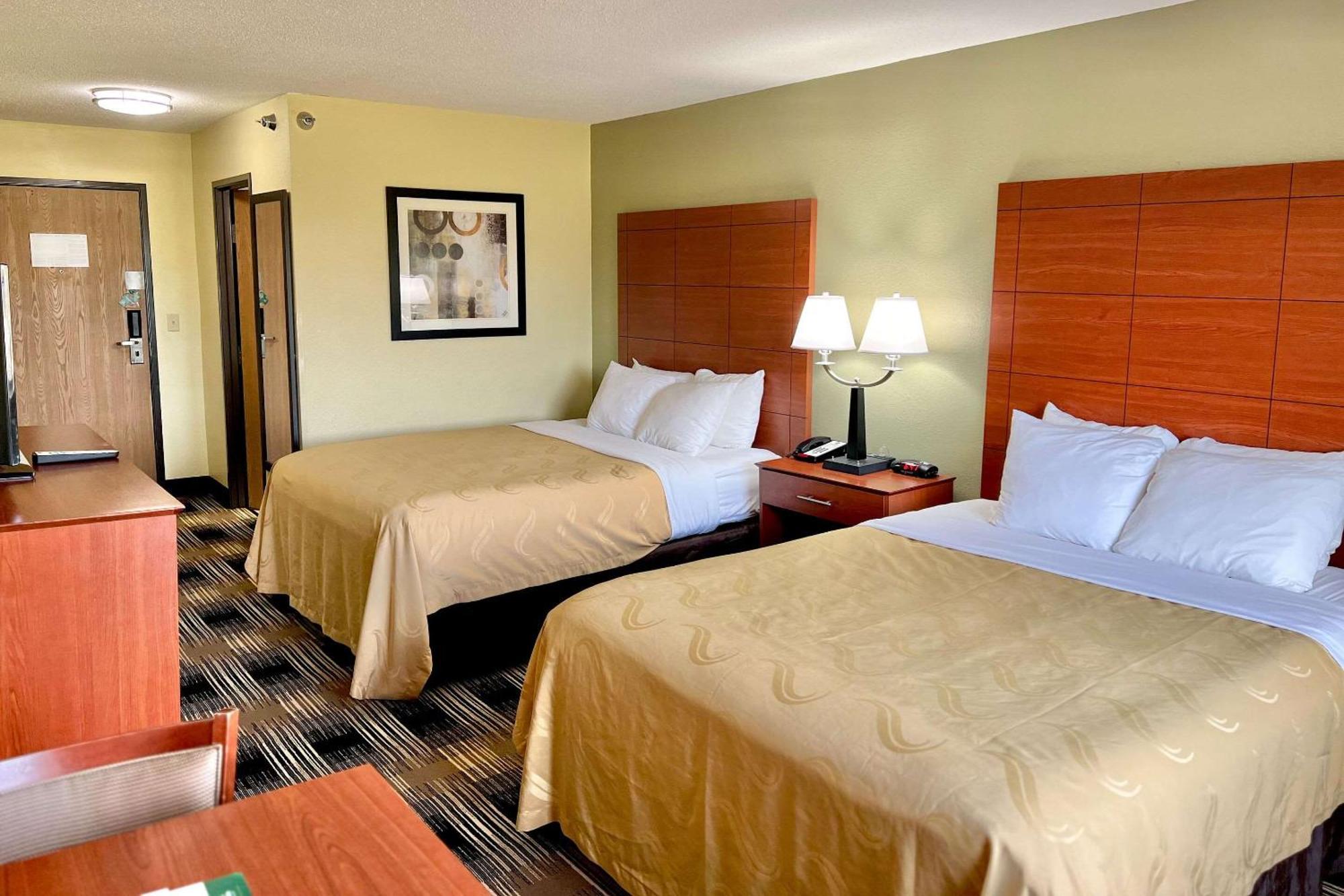 Quality Inn&Suites Wisconsin Dells Esterno foto