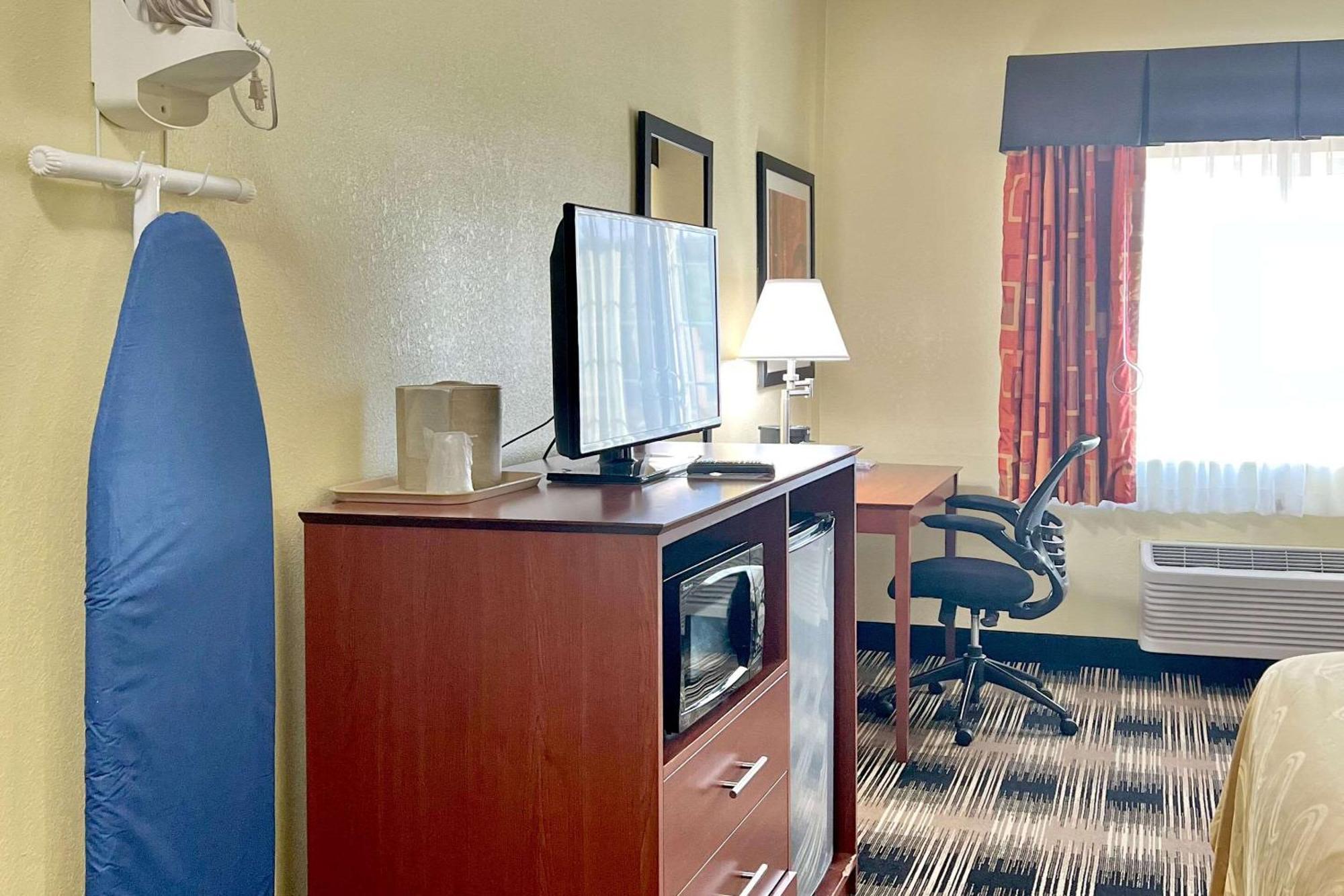 Quality Inn&Suites Wisconsin Dells Esterno foto