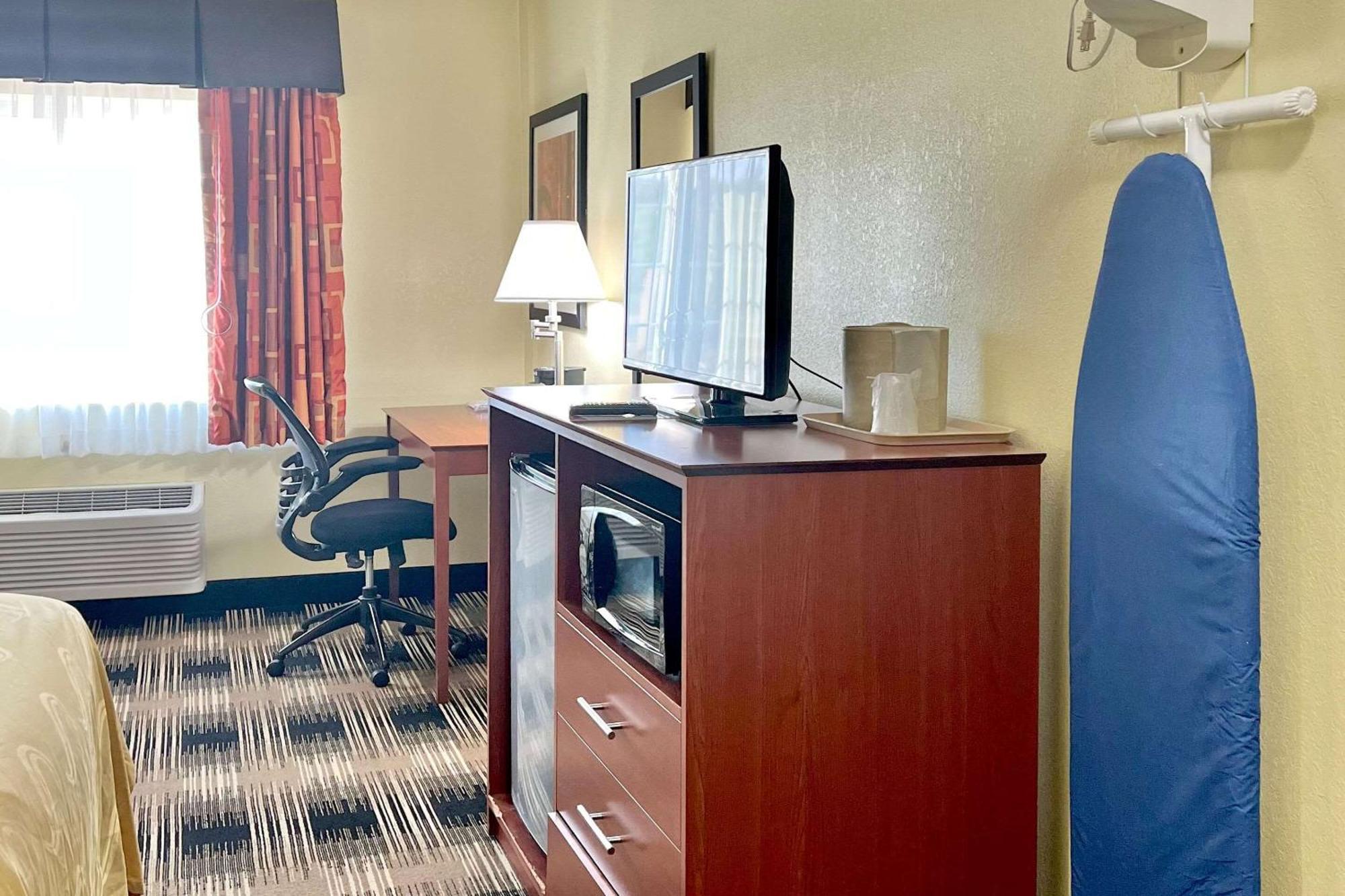 Quality Inn&Suites Wisconsin Dells Esterno foto
