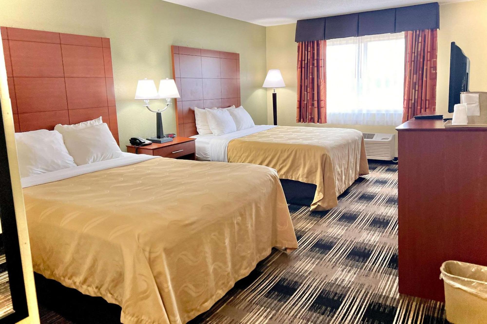 Quality Inn&Suites Wisconsin Dells Esterno foto