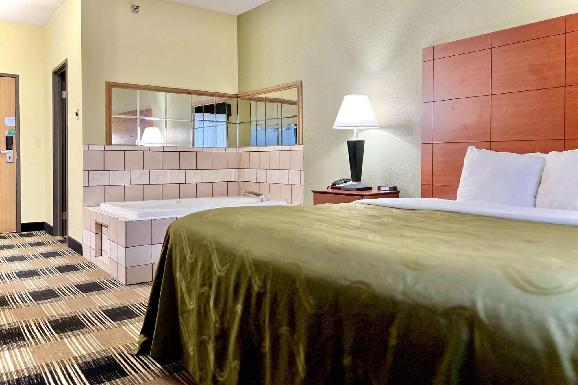 Quality Inn&Suites Wisconsin Dells Esterno foto